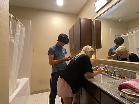 girlfriendmissy online show from 14, 3, 2025