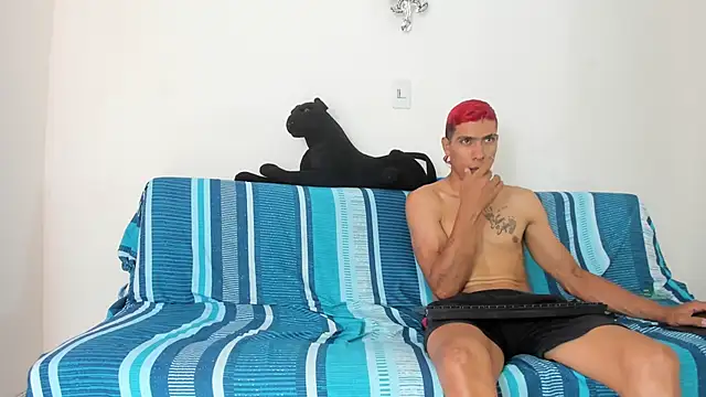 Snapshot of QuinnAndpuma1 chatting on 14, 1, 2025 QuinnAndpuma1 online show from 14, 1, 2025