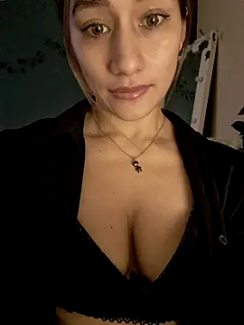 Snapshot of Bckystonee chatting on 5, 3, 2025 Bckystonee online show from 5, 3, 2025