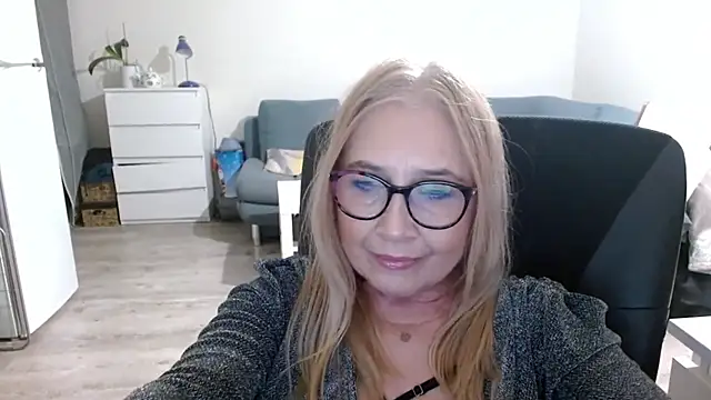 Snapshot of sofia_xkiss chatting on 12, 2, 2025 sofia xkiss online show from 12, 2, 2025
