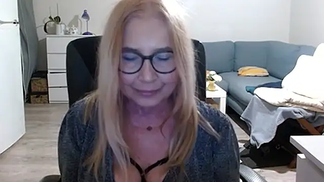 Snapshot of sofia_xkiss chatting on 22, 2, 2025 sofia xkiss online show from 22, 2, 2025