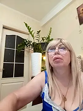 SusieNoreen online show from 21, 9, 2025