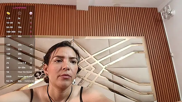 Snapshot of Sluttyandmature chatting on 25, 1, 2025 Sluttyandmature online show from 25, 1, 2025