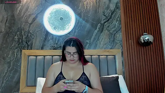 BellaPeers  online show from 24, 10, 2025