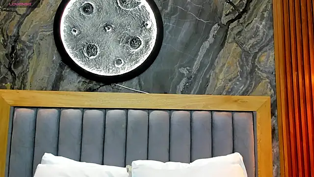 BellaPeers  online show from 14, 4, 2026