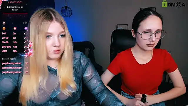 Snapshot of juli_kisss chatting on 12, 3, 2025 juli kisss online show from 12, 3, 2025