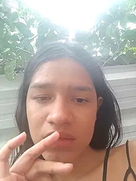 Little Pau Dirty online show from 16, 12, 2025