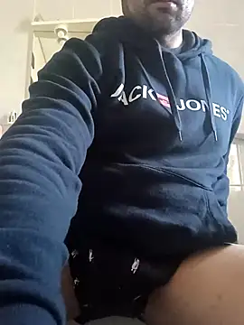 Snapshot of pisellinodurissimo chatting on 6, 3, 2025 pisellinodurissimo online show from 6, 3, 2025