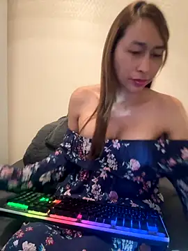 cieloadriano2024 online show from 17, 9, 2025