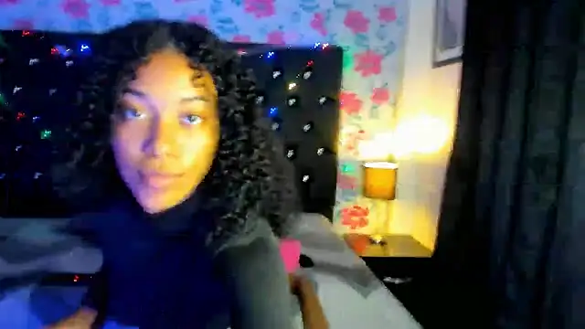 sasha fox00 online show from 4, 12, 2024