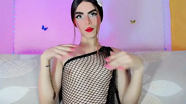 TatiGil online show from 17, 5, 2026