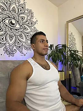 aaroncolombia online show from 27, 10, 2025