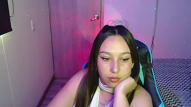 Snapshot of Skarlet_Adams28 chatting on 12, 3, 2026 Skarlet Adams28 online show from 12, 3, 2026