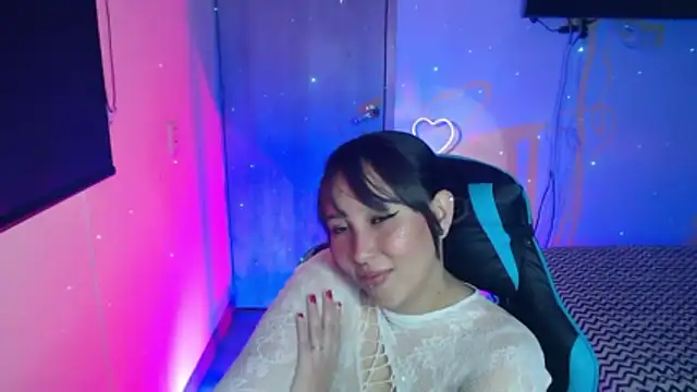 Snapshot of Skarlet_Adams28 chatting on 1, 4, 2026 Skarlet Adams28 online show from 1, 4, 2026