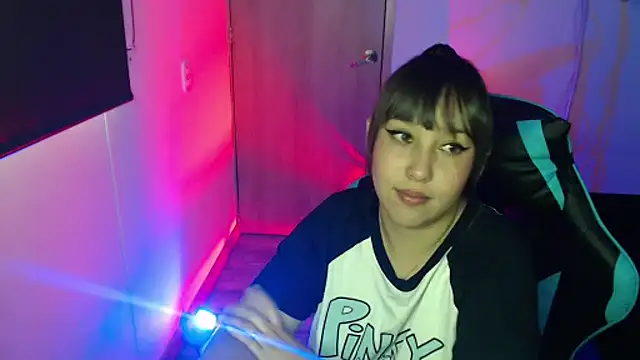 Snapshot of Skarlet_Adams28 chatting on 16, 4, 2026 Skarlet Adams28 online show from 16, 4, 2026