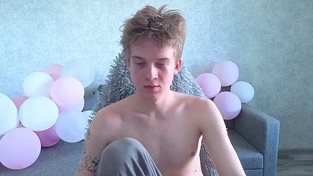 Snapshot of sweetserenity5 chatting on 9, 4, 2026 sweetserenity5 online show from 9, 4, 2026