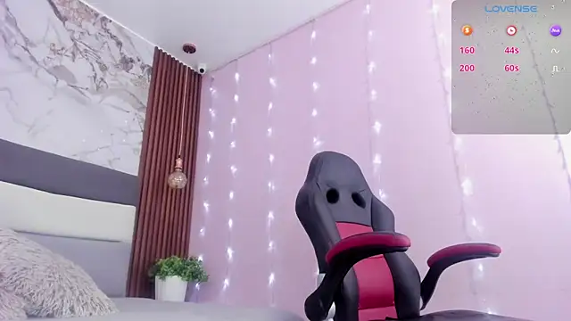 ALICESTARKK online show from 9, 2, 2026