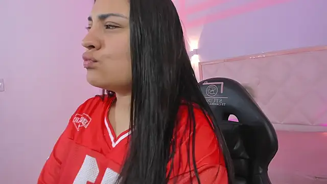 Snapshot of Brendda_tay chatting on 9, 4, 2026 Brendda tay online show from 9, 4, 2026