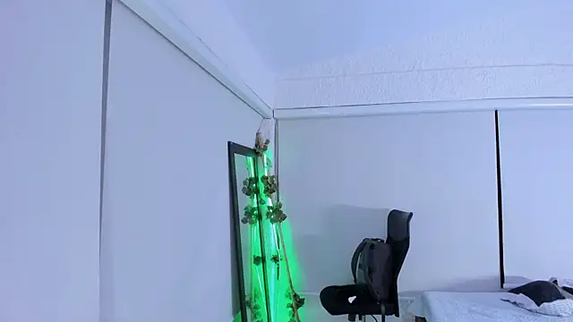 alexandersawyer online show from 22, 11, 2025