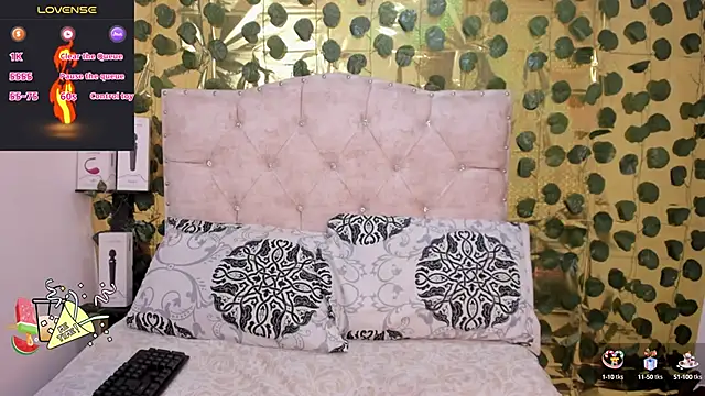 cristalconnorr online show from 23, 1, 2025