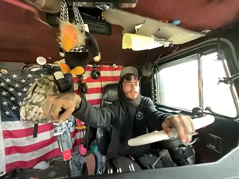 XMeF10 online show from 24, 3, 2026