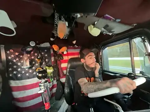 XMeF10 online show from 27, 3, 2026