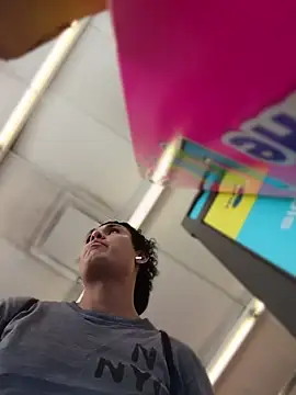 Snapshot of Brencuz chatting on 26, 4, 2026 Brencuz online show from 26, 4, 2026