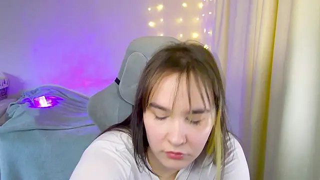 Snapshot of Rosie_Nana chatting on 12, 1, 2025 Rosie Nana online show from 12, 1, 2025