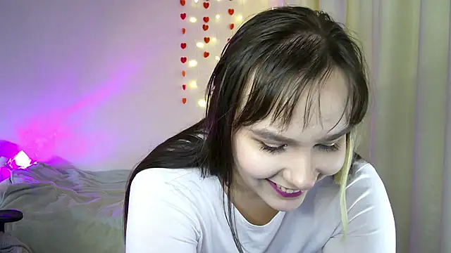 Snapshot of Rosie_Nana chatting on 4, 3, 2025 Rosie Nana online show from 4, 3, 2025