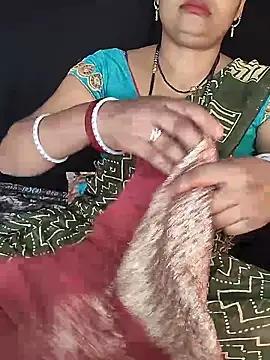 Snapshot of Shivani_Mumbai85 chatting on 5, 3, 2026 Shivani Mumbai85 online show from 5, 3, 2026