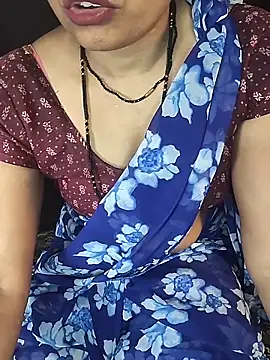 Snapshot of Shivani_Mumbai85 chatting on 18, 4, 2026 Shivani Mumbai85 online show from 18, 4, 2026