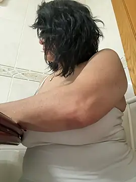 paulinaDiaz1 online show from 13, 2, 2025