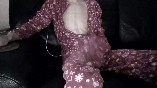 Snapshot of passif520 chatting on 14, 12, 2025 passif520 online show from 14, 12, 2025