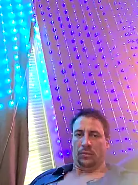 Snapshot of Highfrog1 chatting on 27, 10, 2025 Highfrog1 online show from 27, 10, 2025