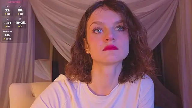 Soo dreamy online show from 4, 12, 2025