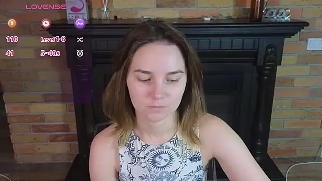 Snapshot of Ellie_Sunset chatting on 9, 7, 2026 Ellie Sunset online show from 9, 7, 2026
