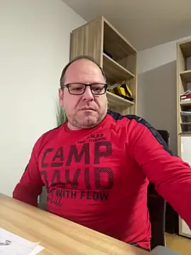 coupleLatinaLovers online show from 13, 12, 2024