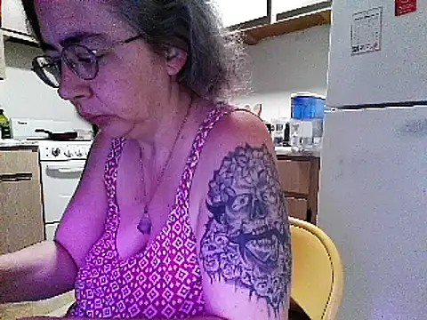 Snapshot of GraceHenderson chatting on 16, 3, 2025 GraceHenderson online show from 16, 3, 2025