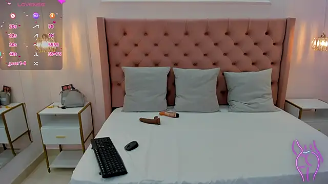 Snapshot of chloe_zulay chatting on 15, 1, 2025 chloe zulay online show from 15, 1, 2025