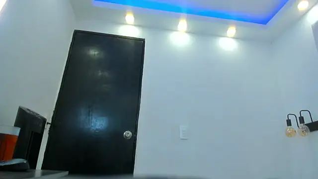 chloe zulay online show from 17, 1, 2026