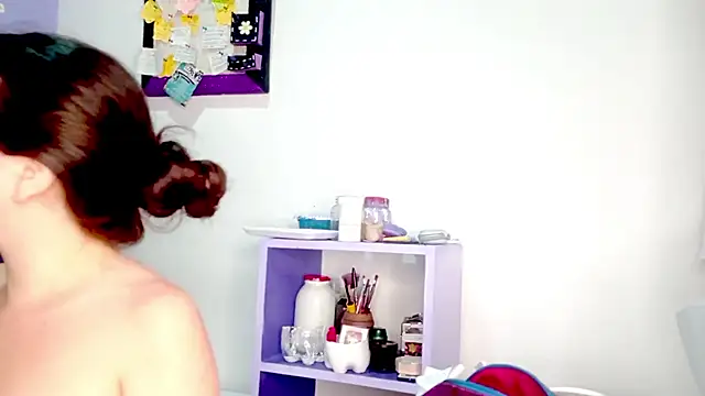 PetiteIvoryQueen19 online show from 30, 5, 2026