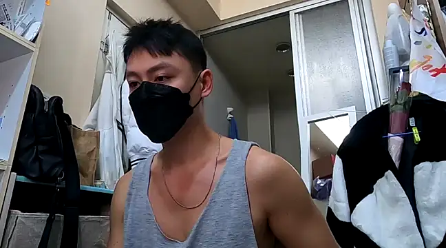 Snapshot of frnk30151 chatting on 17, 12, 2024 frnk30151 online show from 17, 12, 2024