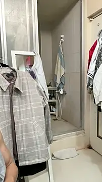 Snapshot of frnk30151 chatting on 19, 1, 2025 frnk30151 online show from 19, 1, 2025