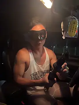 Snapshot of frnk30151 chatting on 17, 10, 2025 frnk30151 online show from 17, 10, 2025