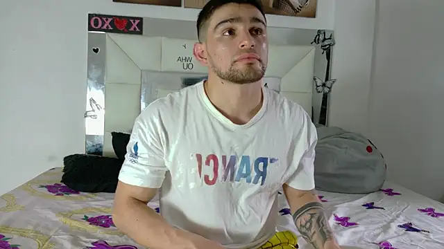 Sexy Alejandro  online show from 4, 3, 2025