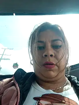 Laura-Hernandez online show from 3, 7, 2026