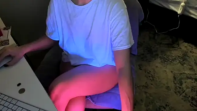 Snapshot of bigb00tyjudyyX chatting on 30, 3, 2026 bigb00tyjudyyX online show from 30, 3, 2026