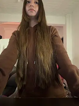 Snapshot of aly_golden_ chatting on 4, 2, 2026 aly golden online show from 4, 2, 2026