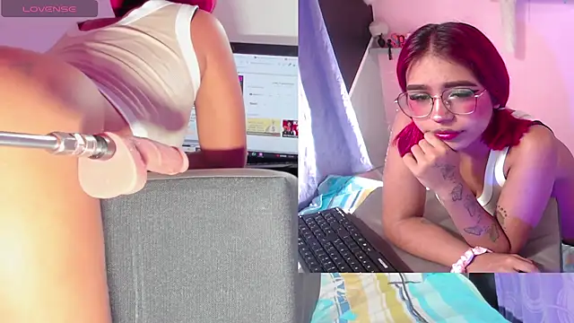 Snapshot of kira_touka chatting on 14, 11, 2025 kira touka online show from 14, 11, 2025