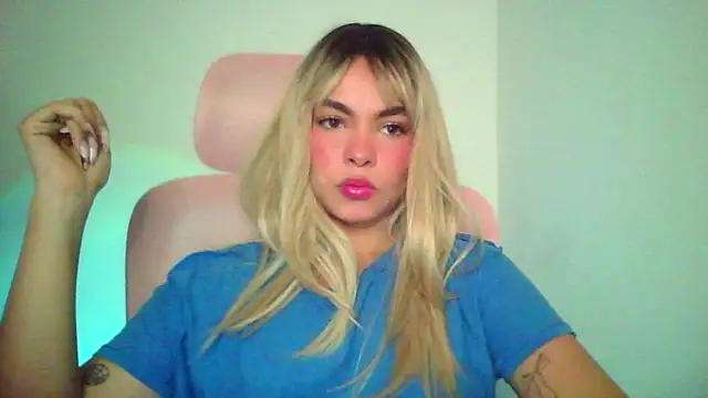 Snapshot of Kiri_Cutee chatting on 13, 1, 2026 Kiri Cutee online show from 13, 1, 2026